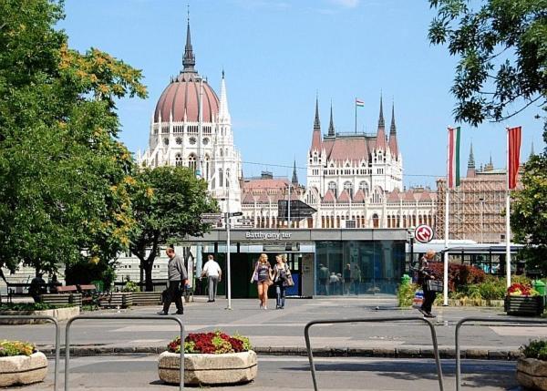 Buda Downtown Apartment Budapest Exteriör bild